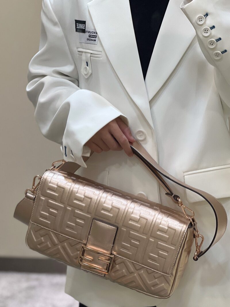 Fendi Baguette Bag - Image 11