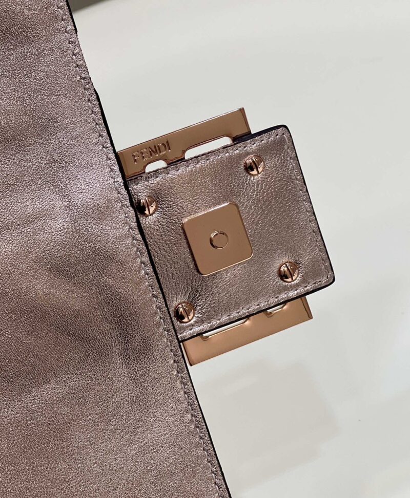 Fendi Baguette Bag - Image 7