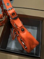 Balenciag Le Cagole Handbags-33*16*8CM - Image 4