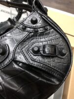 Balenciag Le Cagole Handbags-Crocodile-26*16*10CM - Image 3