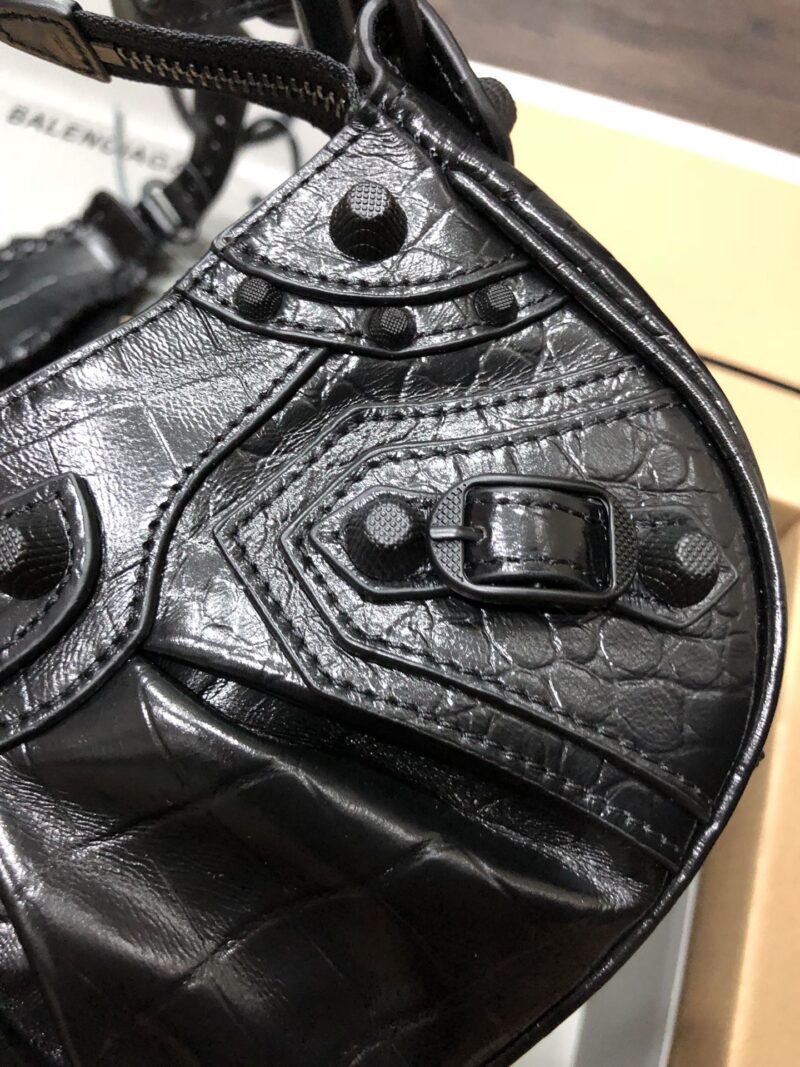 Balenciag Le Cagole Handbags-Crocodile-26*16*10CM - Image 3