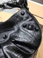 Balenciag Le Cagole Handbags-Crocodile-33*16*8CM - Image 3
