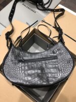 Balenciag Le Cagole Handbags-Crocodile-33*16*8CM - Image 6
