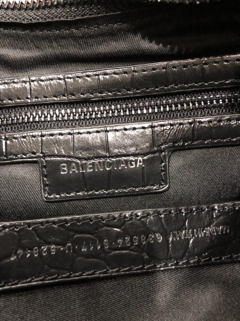 Balenciag Le Cagole Handbags-Crocodile-33*16*8CM - Image 7