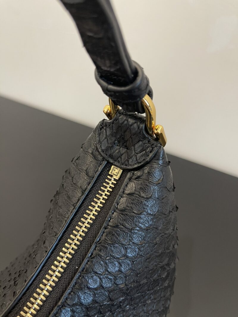 Fendi Praphy-29x24.5x10CM - Image 4