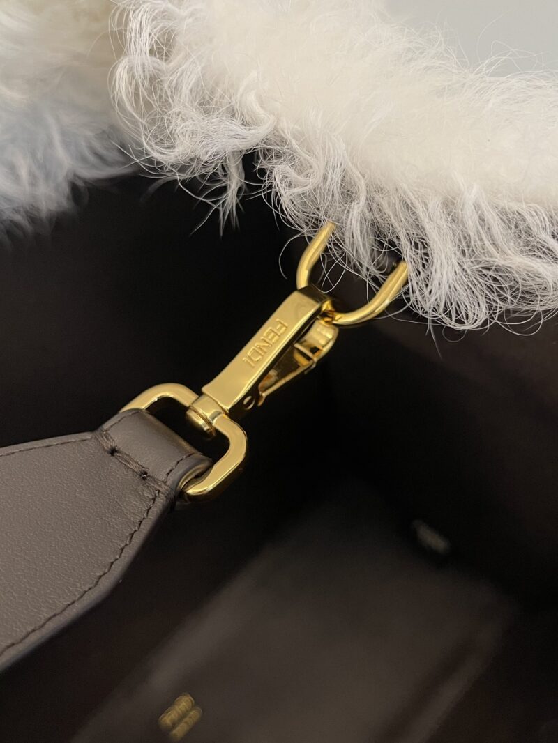 Fendi Tote-36*17*31CM - Image 2