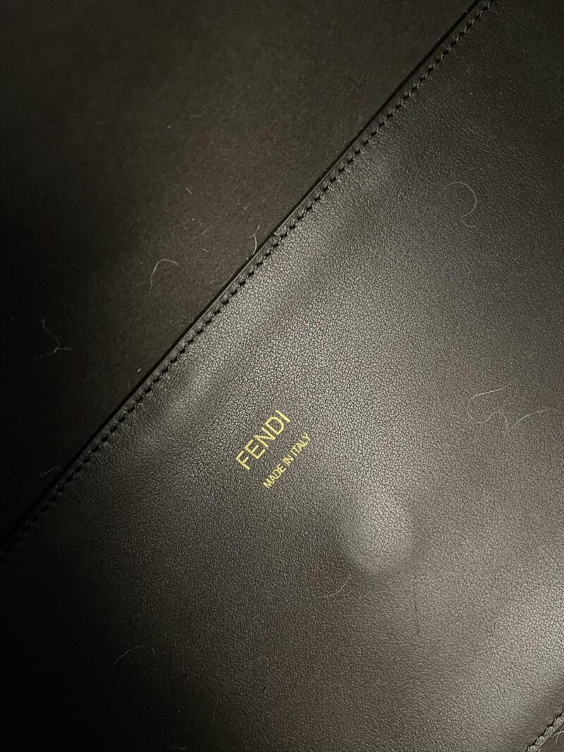 Fendi Tote-36*17*31CM - Image 4