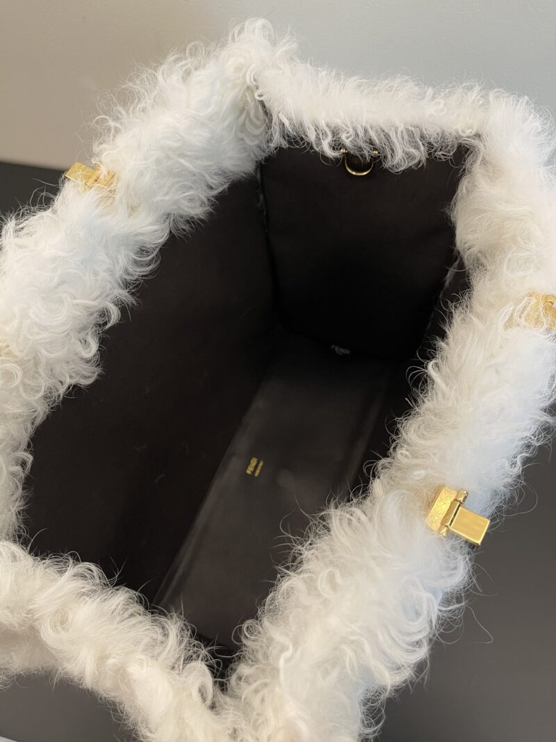 Fendi Tote-36*17*31CM - Image 3