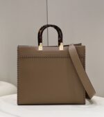 Fendi Tote-36*17*31CM - Image 4