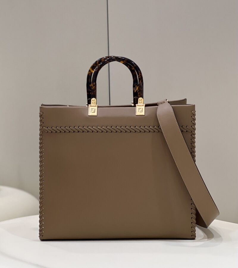 Fendi Tote-36*17*31CM - Image 4