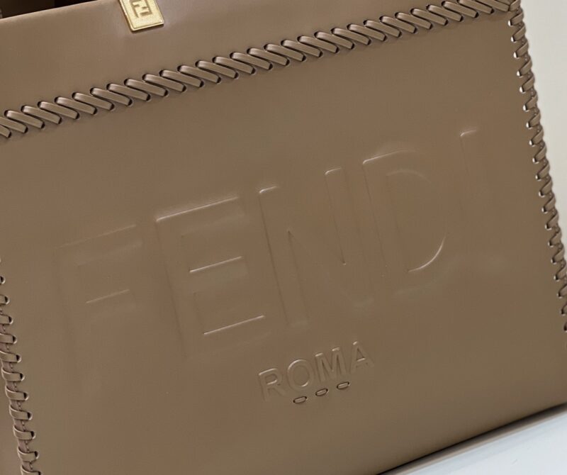 Fendi Tote-36*17*31CM - Image 7