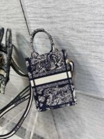 Diro Mini Book Tote-13.5*5*18CM - Image 5