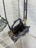 Diro Mini Book Tote-13.5*5*18CM - Image 8