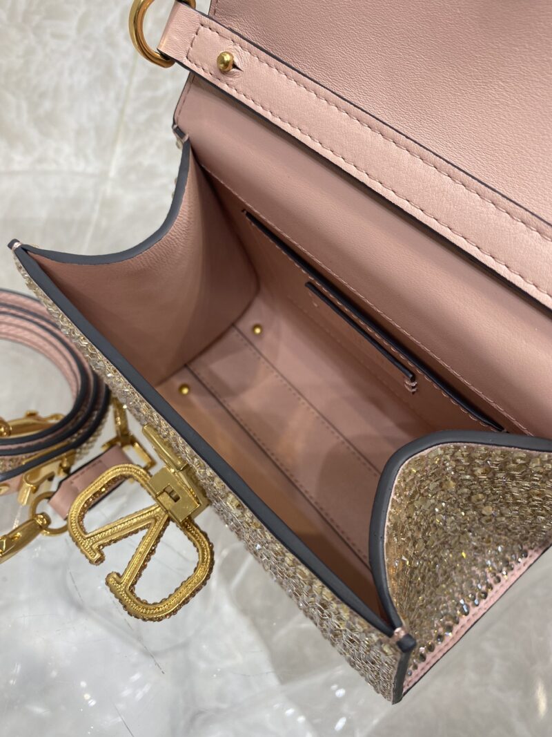 Valentino Vlogo Signature Chain Bag-19*13*9CM - Image 9