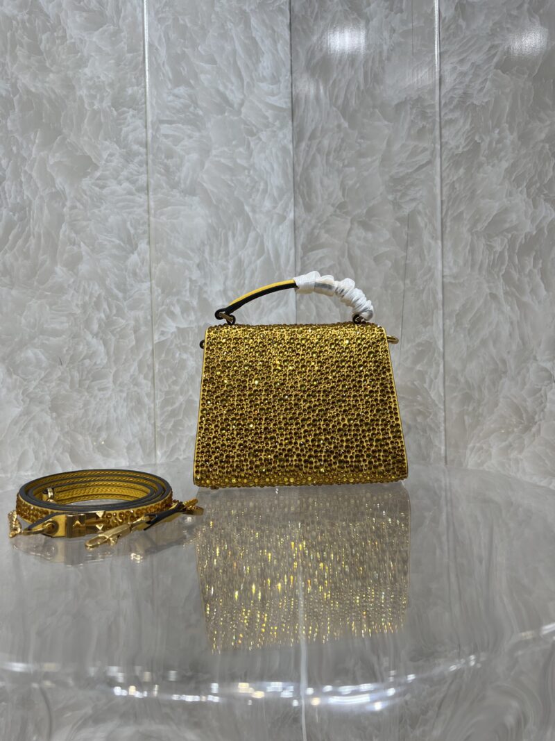 Valentino Vlogo Signature Chain Bag-19*13*9CM - Image 5