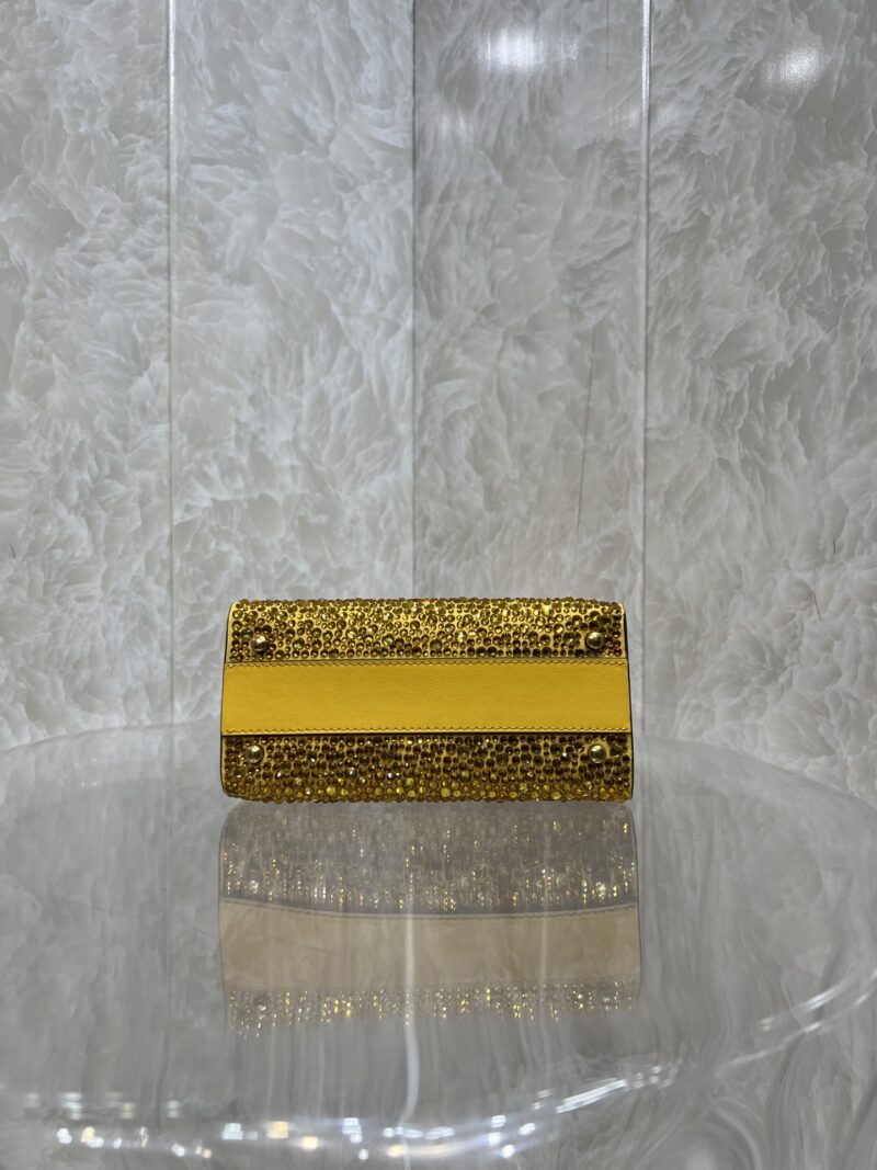 Valentino Vlogo Signature Chain Bag-19*13*9CM - Image 4