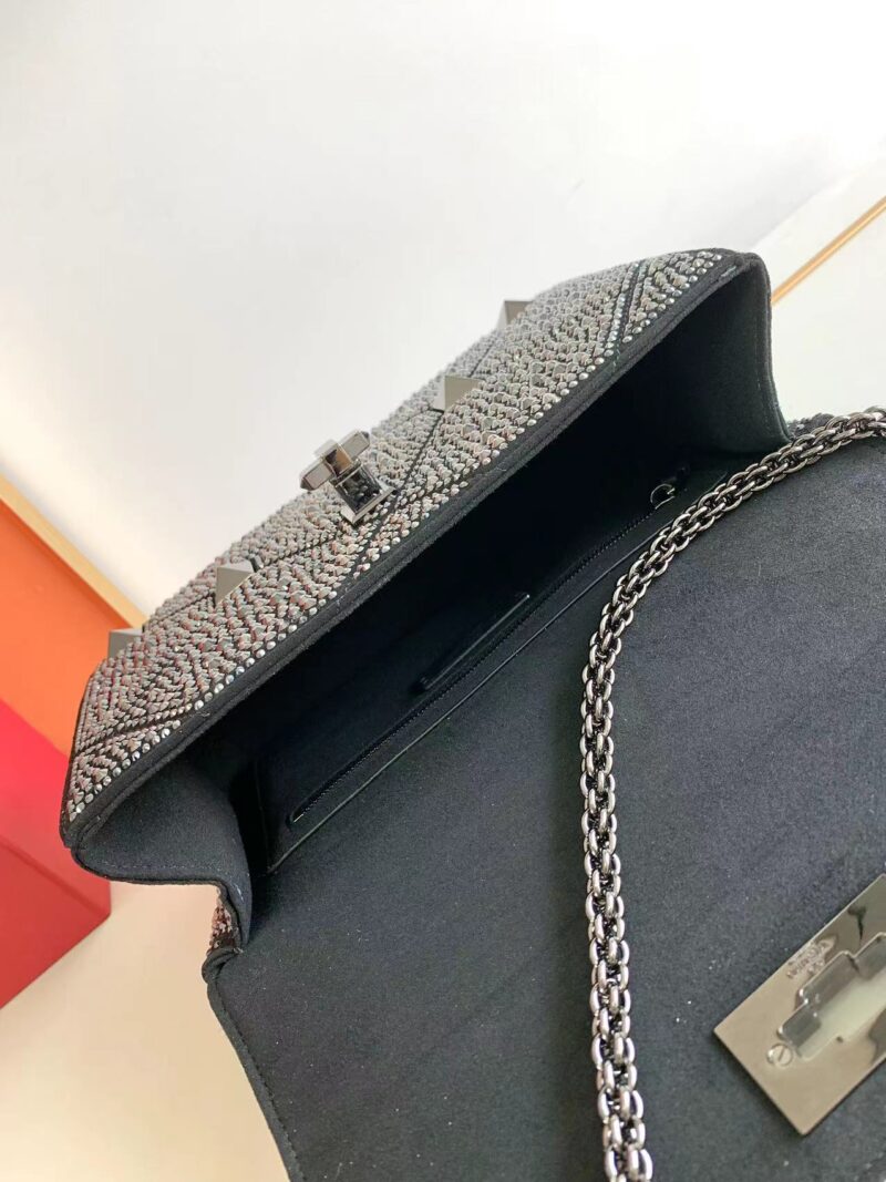 Valentino Roman Stud The Soulder BAG In Nappa With Chain-26x16x8CM - Image 7