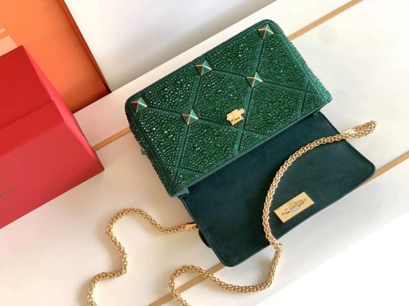 Valentino Roman Stud The Soulder BAG In Nappa With Chain-26x16x8CM - Image 5