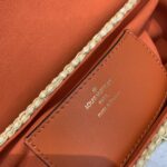 Louis Vuitton Twist MM-23*18*8CM - Image 9