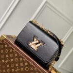 Louis Vuitton Twist MM-23*18*8CM