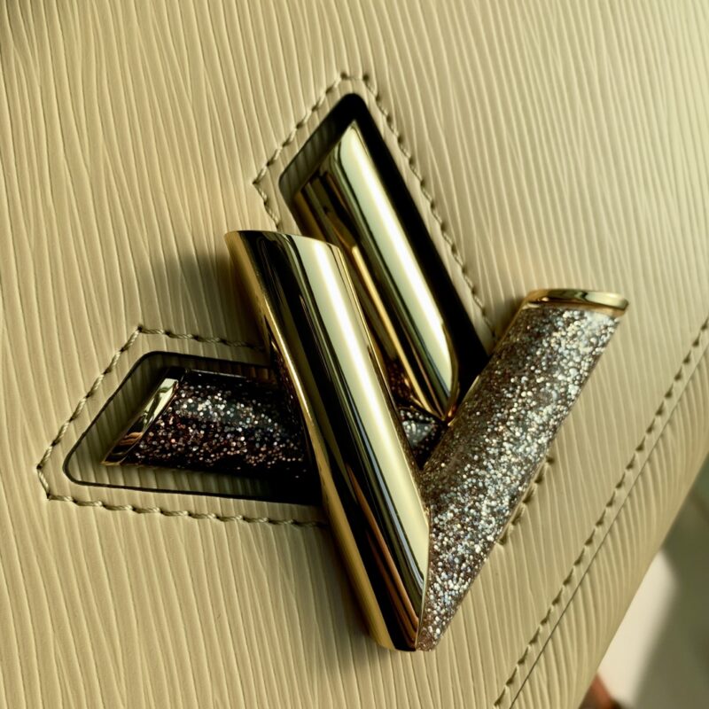 Louis Vuitton Twist MM-23*18*8CM - Image 6