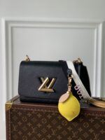Louis Vuitton Twist MM-23*18*8CM
