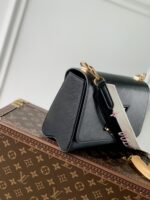 Louis Vuitton Twist MM-23*18*8CM - Image 2