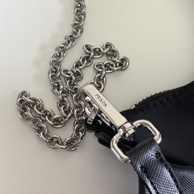 Prada Re-Edition 2005 Nylon Bag-22*12*5CM - Image 8