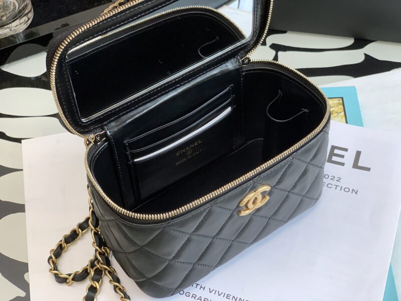 Ch@nel Cosmetic Bag-Lambskin-18CM - Image 9