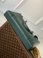 Louis Vuitton Slim Briefcase-40 x 29 x 4CM - Image 4