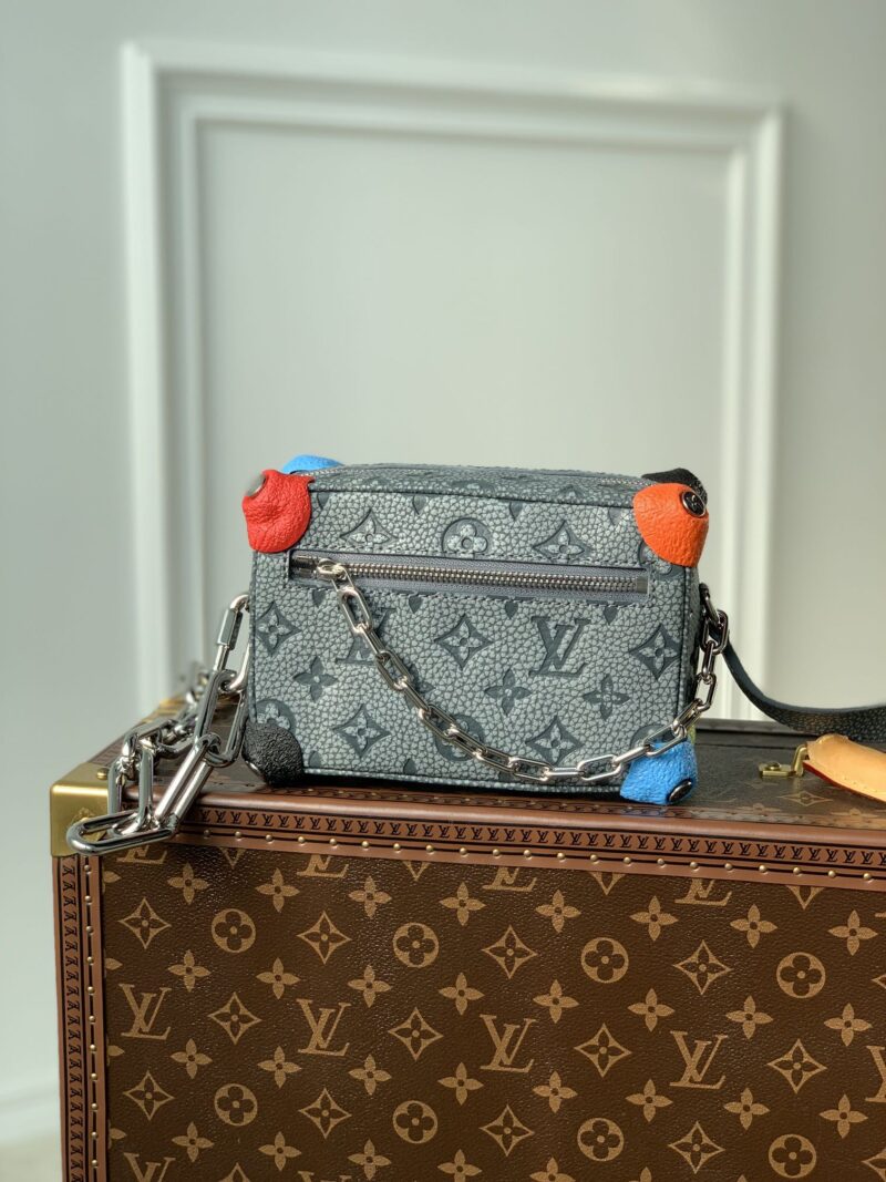 Louis Vuitton Mini Soft Trunk-M81606 -18*13*8M - Image 3