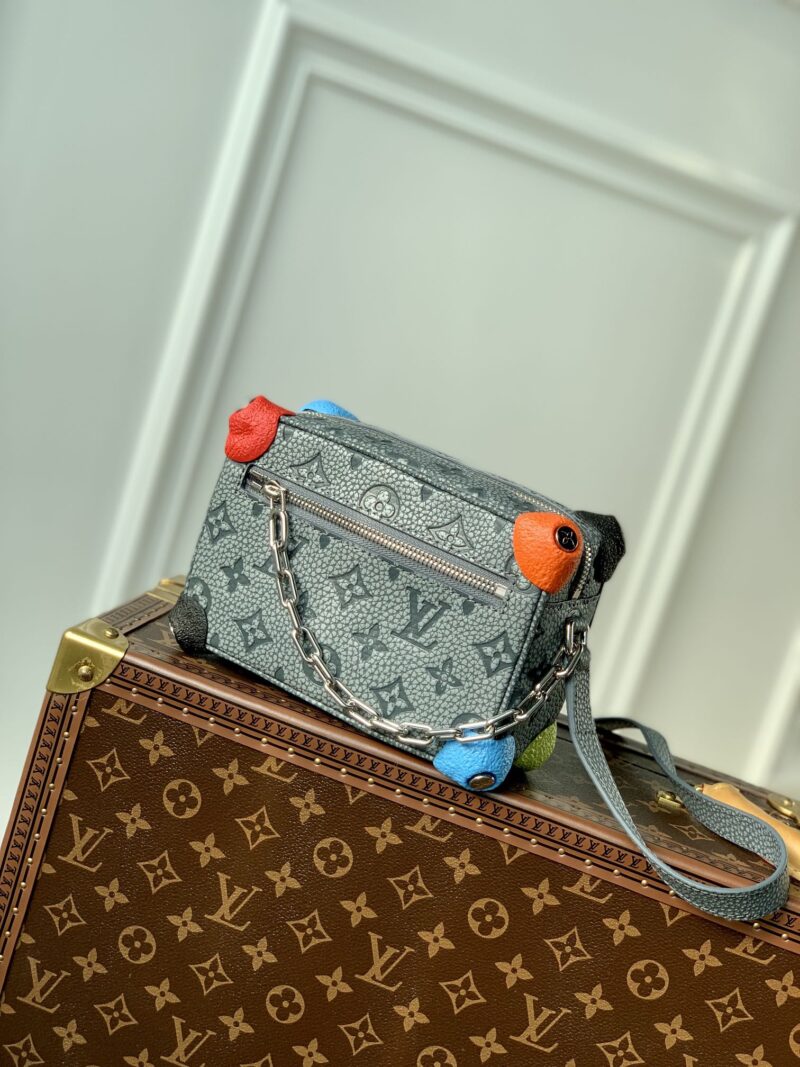 Louis Vuitton Mini Soft Trunk-M81606 -18*13*8M - Image 2