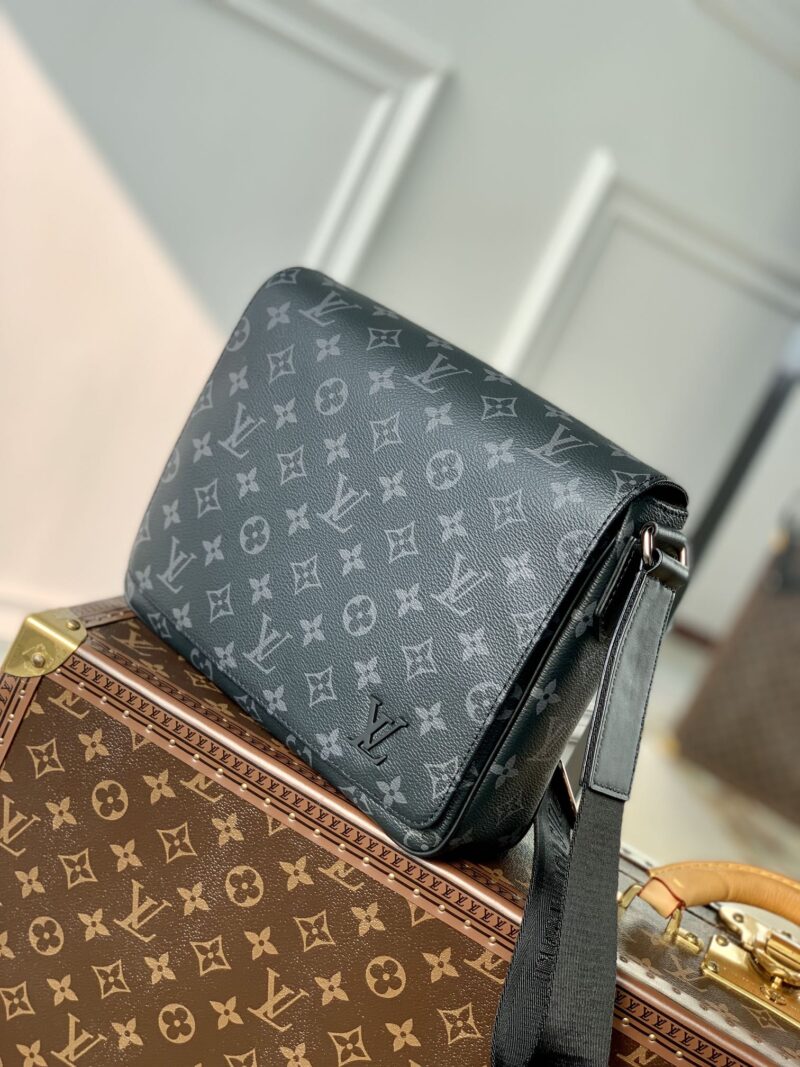 Louis Vuitton District Messenger Bag-M46255-26*20*7CM - Image 2