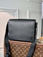 Louis Vuitton District Messenger Bag-M46255-26*20*7CM