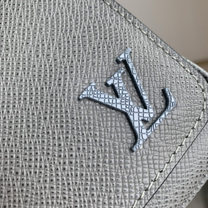 Louis Vuitton District Messenger Bag-M46255-26*20*7CM - Image 7