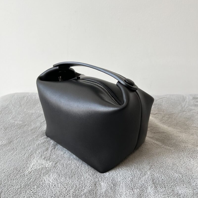 Bottega Veneta The Row  Bag-18*13*14CM - Image 6