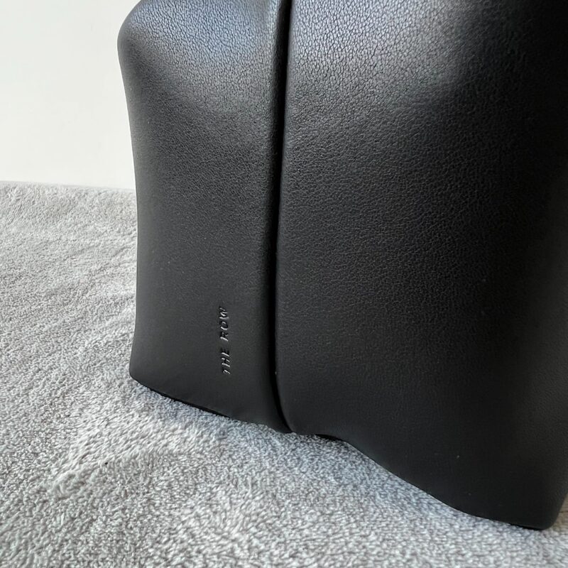 Bottega Veneta The Row  Bag-18*13*14CM - Image 5