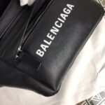 Balenciaga Crossbody Bag-24*19*40CM - Image 3