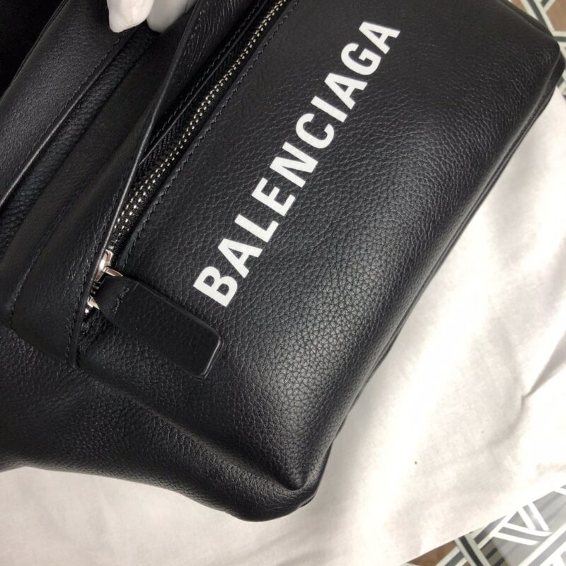 Balenciaga Crossbody Bag-24*19*40CM - Image 3