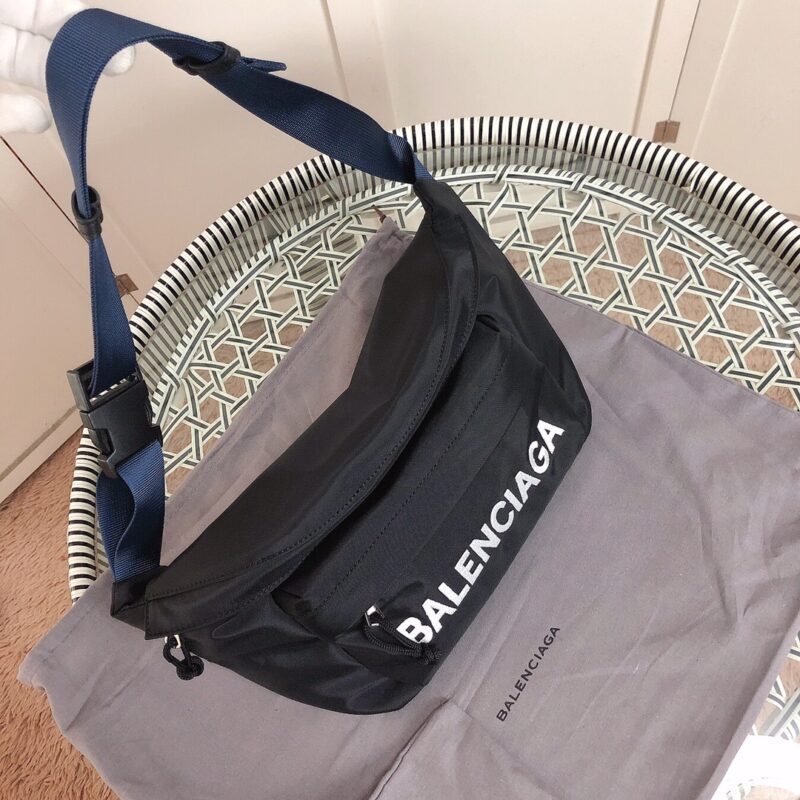 Balenciaga Crossbody Bag-44*18*10CM - Image 7