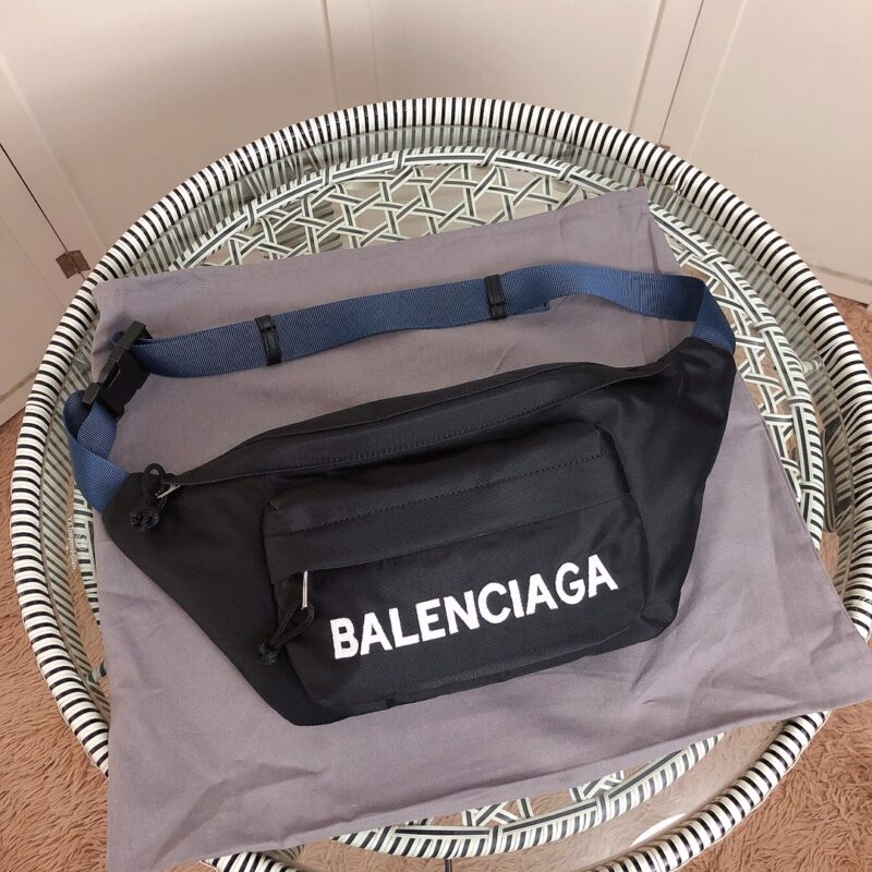 Balenciaga Crossbody Bag-44*18*10CM - Image 6