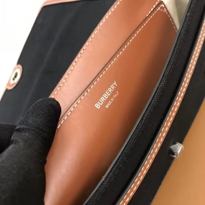 Burberry Crossbody Bag-25*8.5*18CM - Image 8