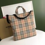 Burberry Tote-35*8*38CM - Image 9