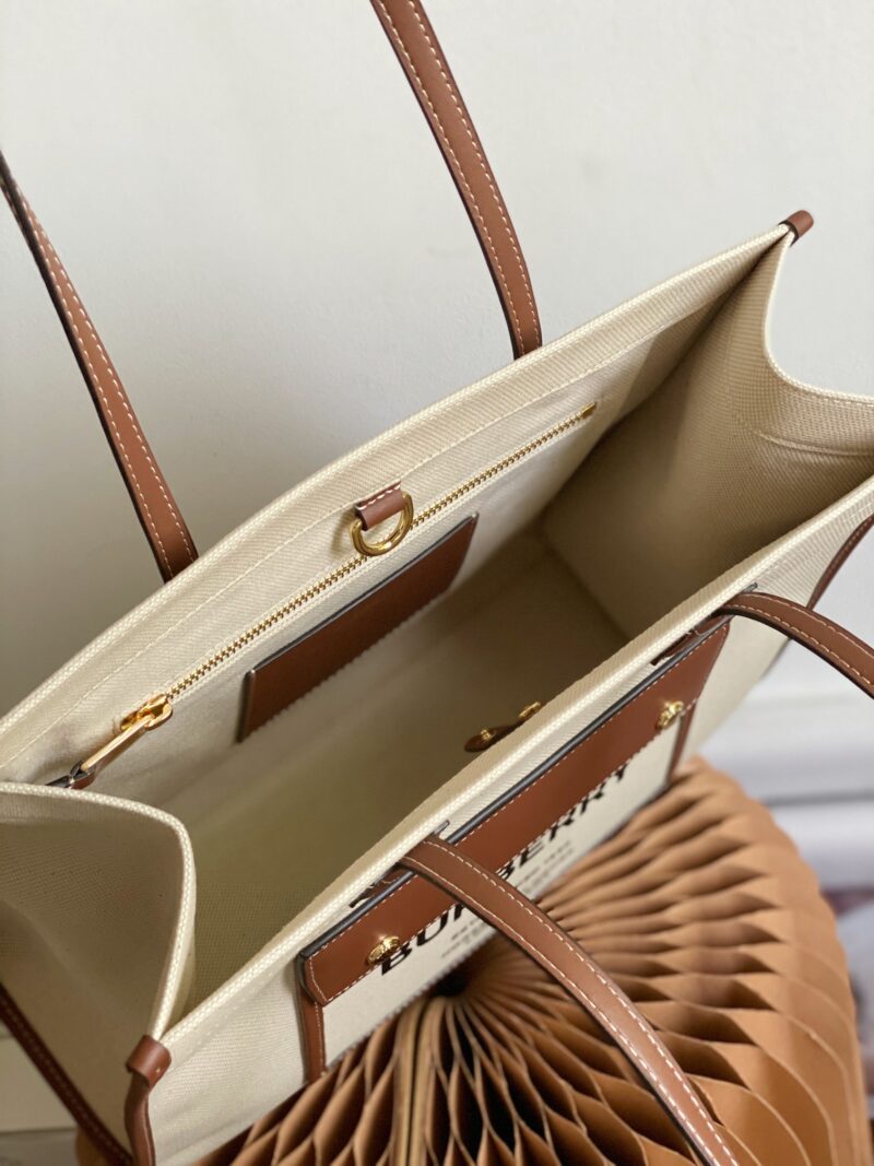 Burberry Freya-33*12.5*26CM - Image 8