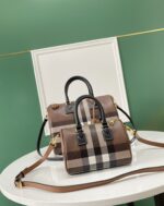 Burberry Handbags-18.5*11*12 /30*15*21CM - Image 3