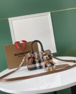 Burberry Handbags-18.5*11*12 /30*15*21CM - Image 2