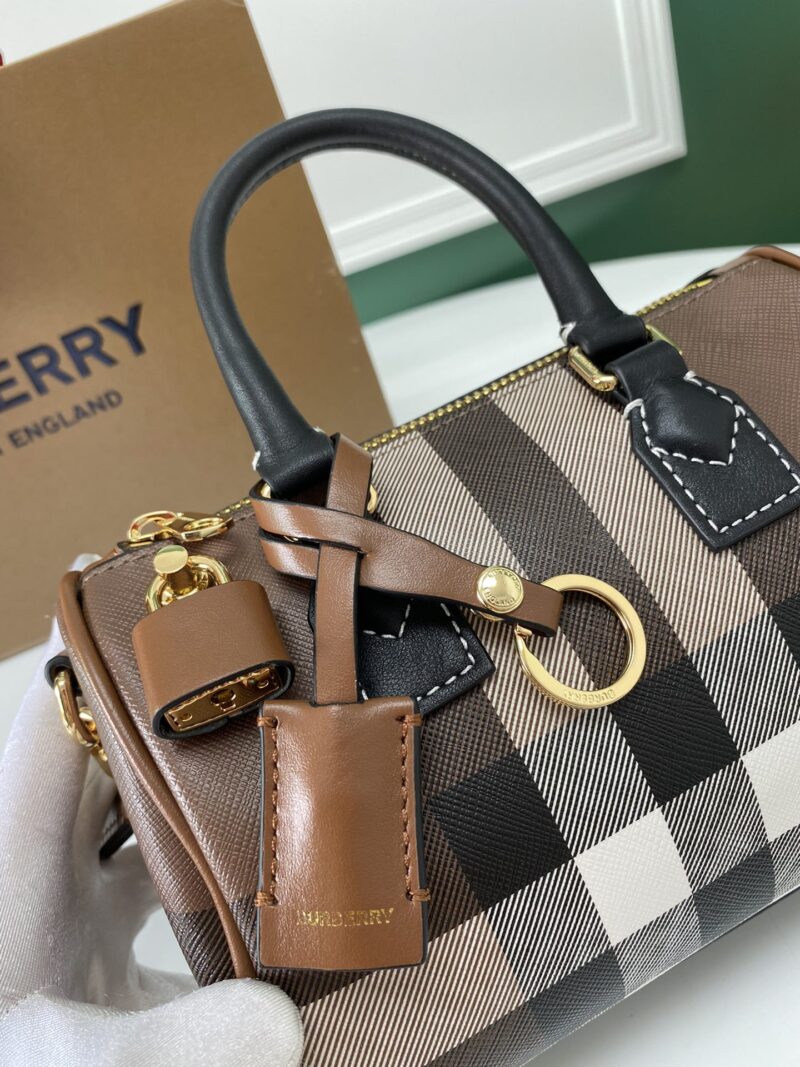 Burberry Handbags-18.5*11*12 /30*15*21CM - Image 7