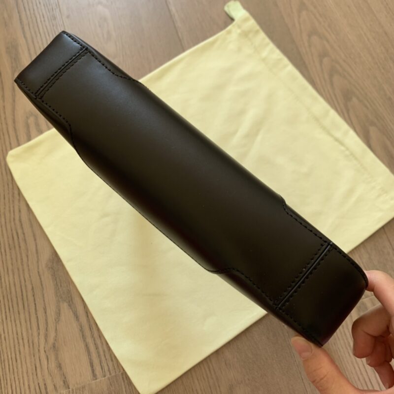 Burberry Armpit Bag-28X14X5CM - Image 7