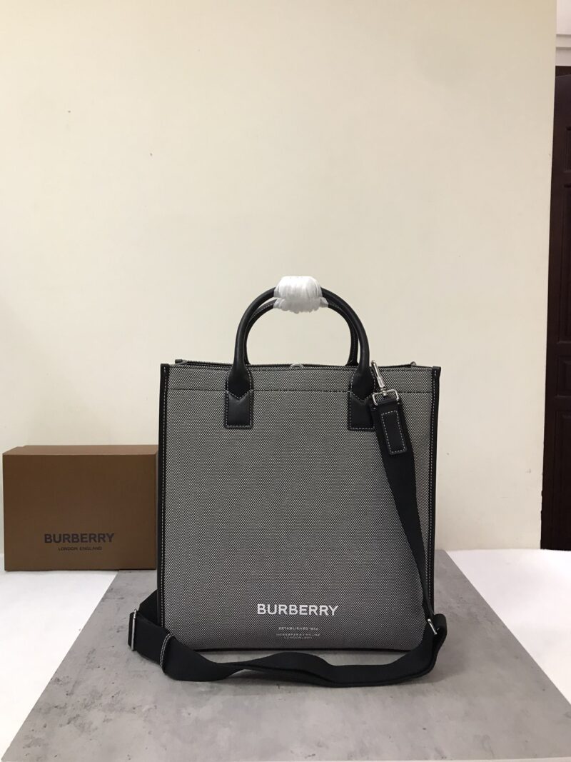 Burberry Tote Bag-35.5 x 15 x 37.5CM - Image 3