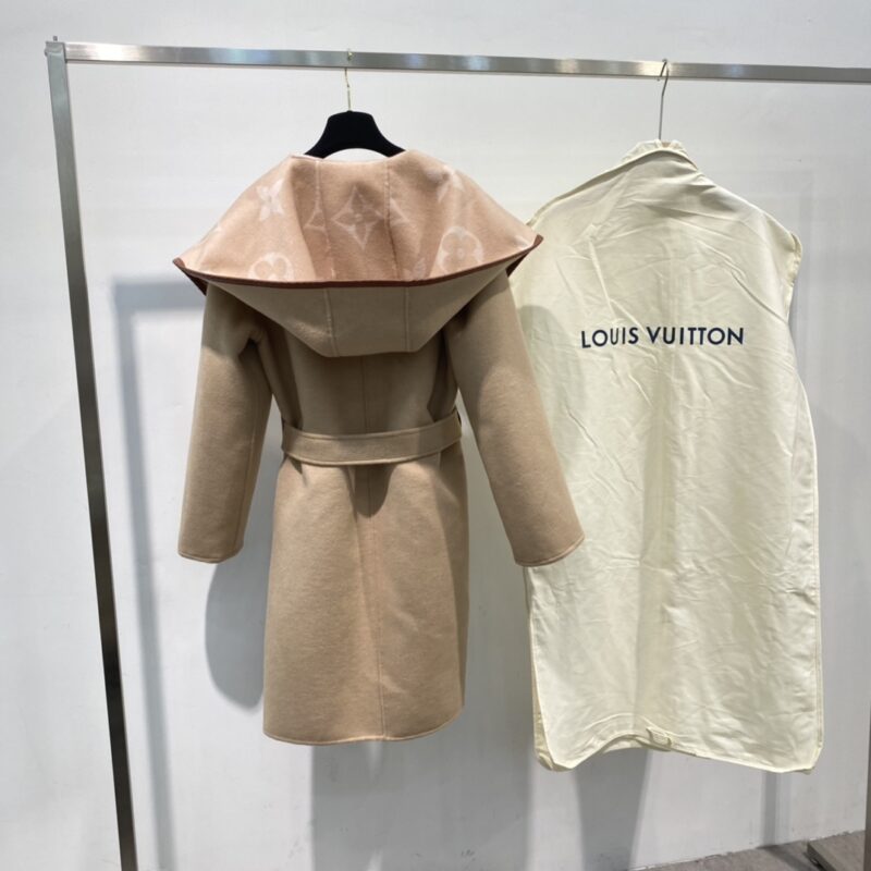 Ch@nel 2022 New Autumn/Winter Coat - Image 4